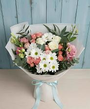 Букет цветов из:  Розы, Лизиантусы и Хризантемы в Новоузенске