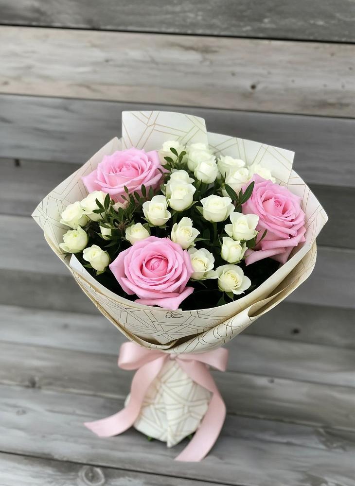 Букет цветов из: Розы в Новоузенске
