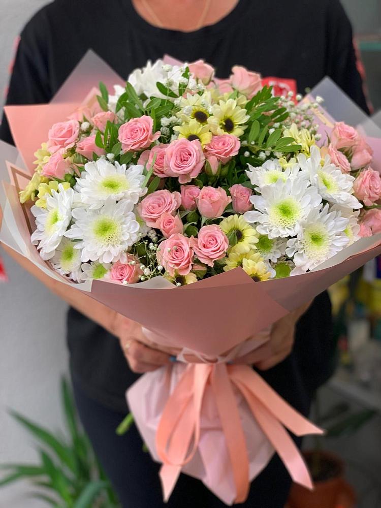 Букет цветов из: Розы и Хризантемы в Новоузенске