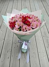 Букет цветов из:  Альстромерии в Новоузенске