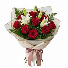Букет цветов из:  Лилии и Розы в Новоузенске