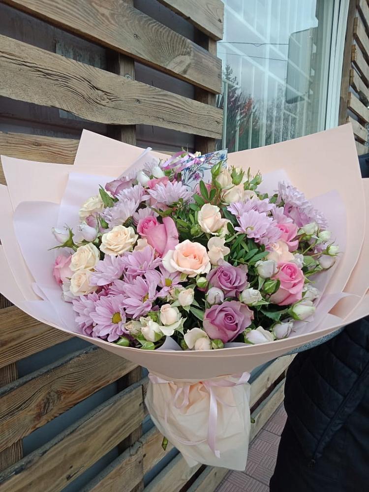 Букет цветов из: Розы и Хризантемы в Новоузенске