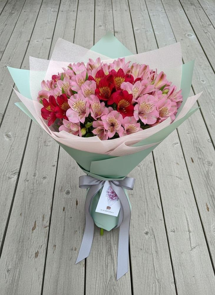 Букет цветов из: Альстромерии в Новоузенске