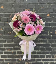 Букет цветов из:  Герберы и Хризантемы в Новоузенске