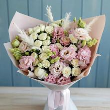 Букет цветов из:  Альстромерии и Розы в Новоузенске
